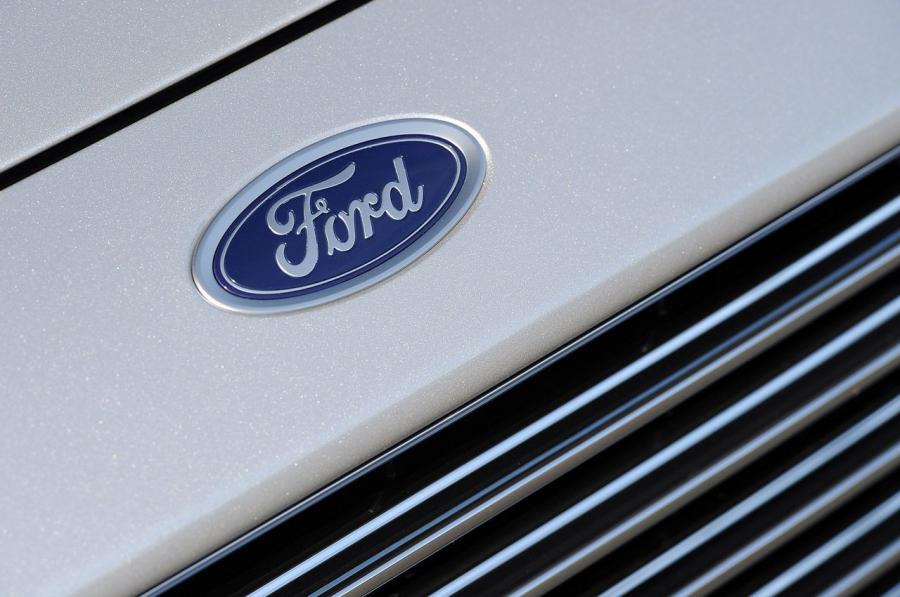  Ford Fusion 2013 года  (US) (фото 105 из 202)